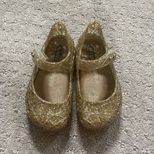 Mini Melissa Size 4